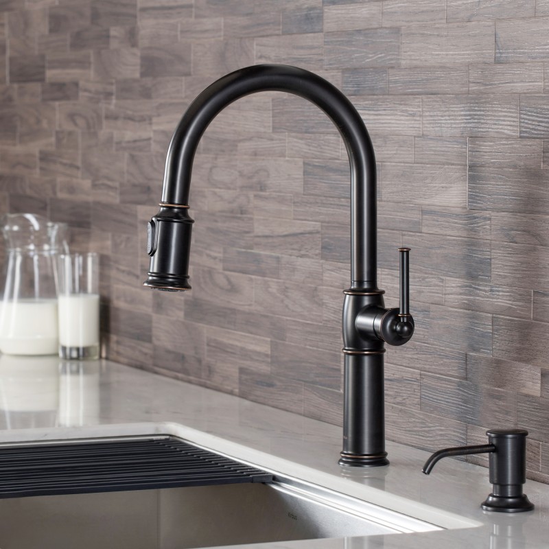 Sellette™ Traditional Single Handle Pull-Down Kitchen Faucet and Deck Plate in Oil Rubbed Bronze