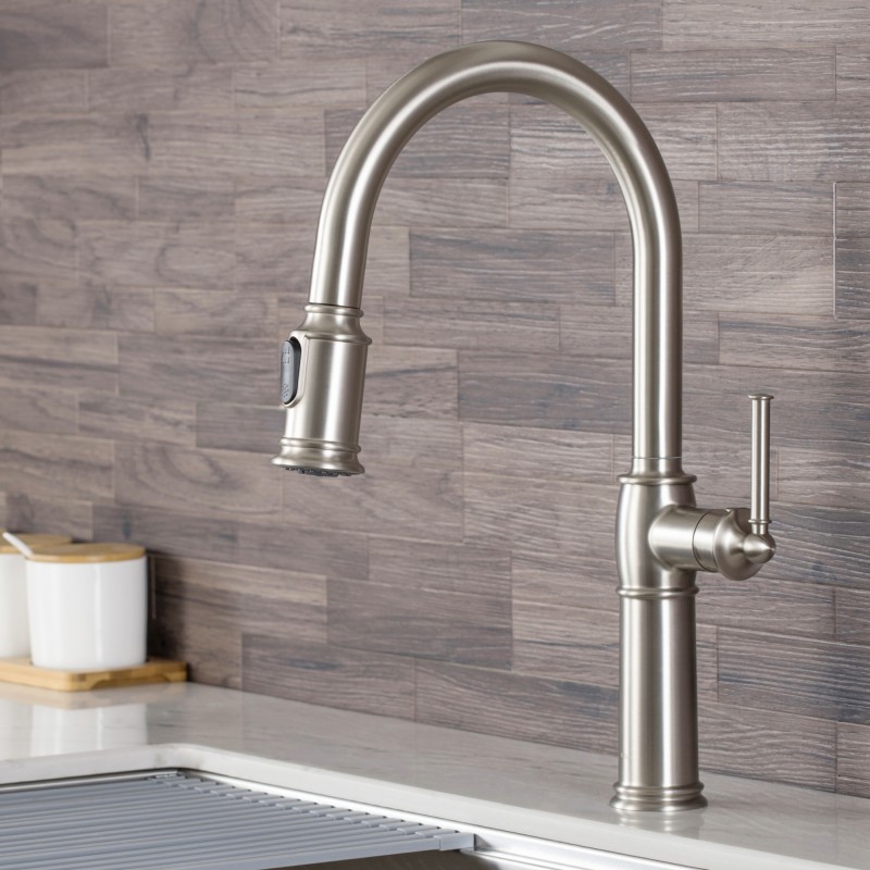 Sellette™ Traditional Single Handle Pull-Down Kitchen Faucet and Deck Plate in Spot Free Stainless Steel