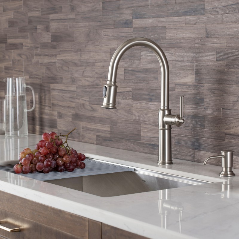 Sellette™ Traditional Single Handle Pull-Down Kitchen Faucet and Deck Plate in Spot Free Stainless Steel