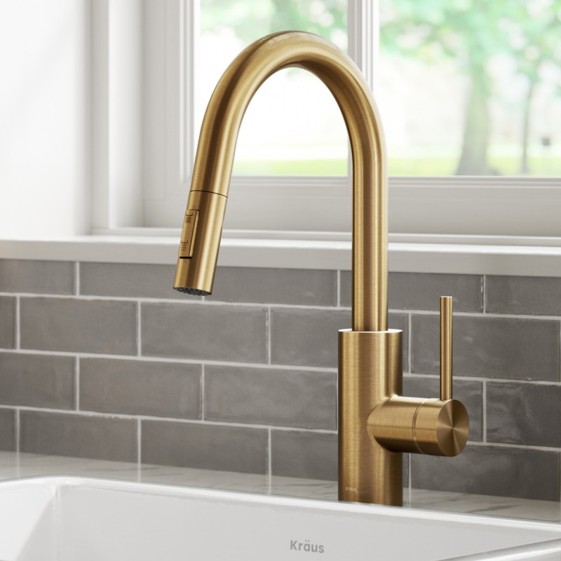 Oletto™ Single Handle Pull Down Kitchen Faucet in Brushed Brass Finish