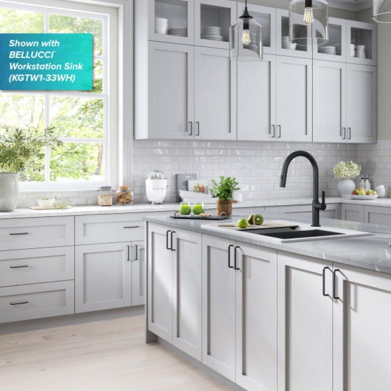 Oletto™ Single Handle Pull-Down Kitchen Faucet in Matte Black